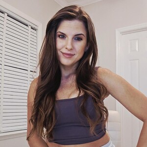 Anna__Online video