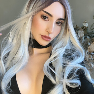 Eve_Lune live cam video preview