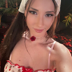 Artlene Caucasian webcam from Romania