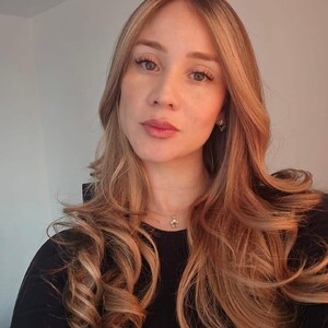 HazelRadiance Caucasian webcam from Colombia