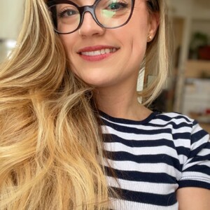 Honeyshaker webcam livesex profile in caucasian cams