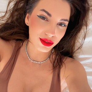 Kandy_C Caucasian webcam from Romania
