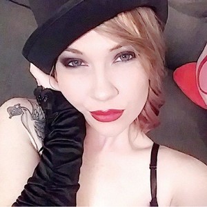 KirbyCutie webcam livesex profile in caucasian cams