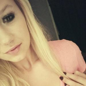 LittleMissBae webcam livesex profile in caucasian cams